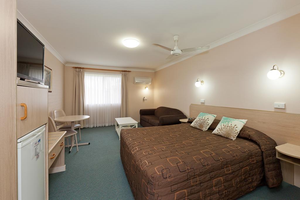 Abraham Lincoln Motel แทมเวิร์ธ ภายนอก รูปภาพ