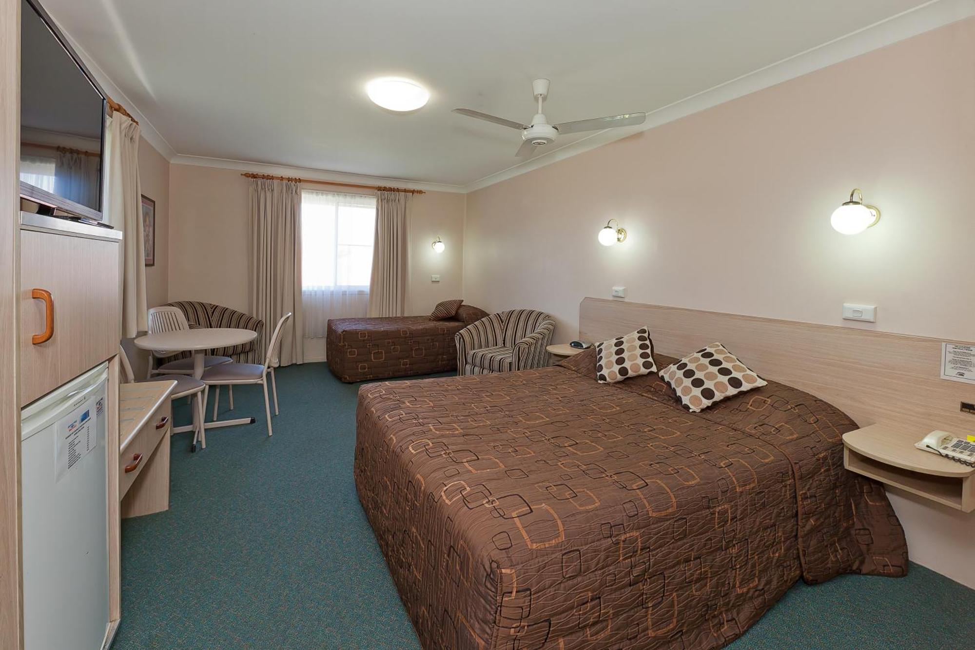 Abraham Lincoln Motel แทมเวิร์ธ ภายนอก รูปภาพ