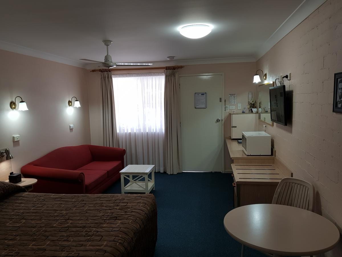Abraham Lincoln Motel แทมเวิร์ธ ภายนอก รูปภาพ