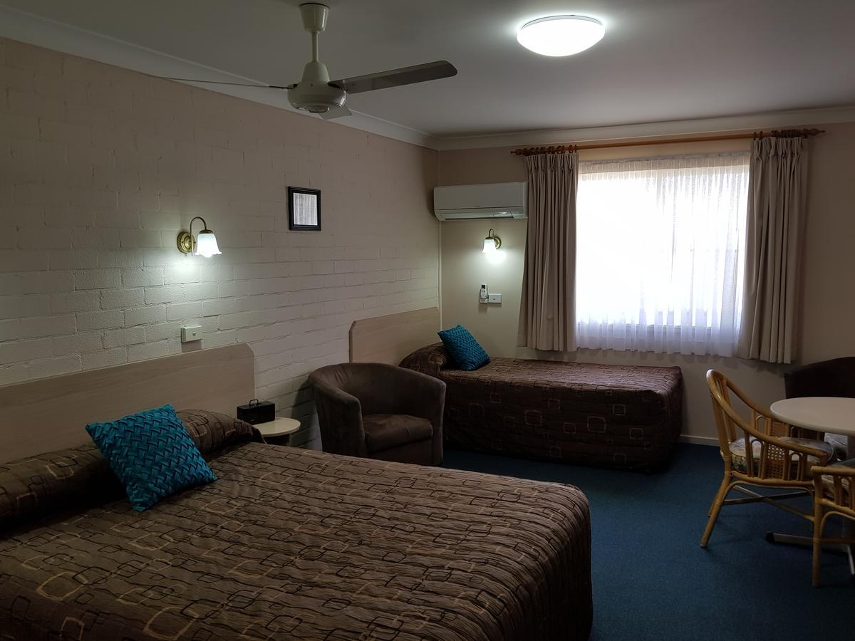 Abraham Lincoln Motel แทมเวิร์ธ ภายนอก รูปภาพ