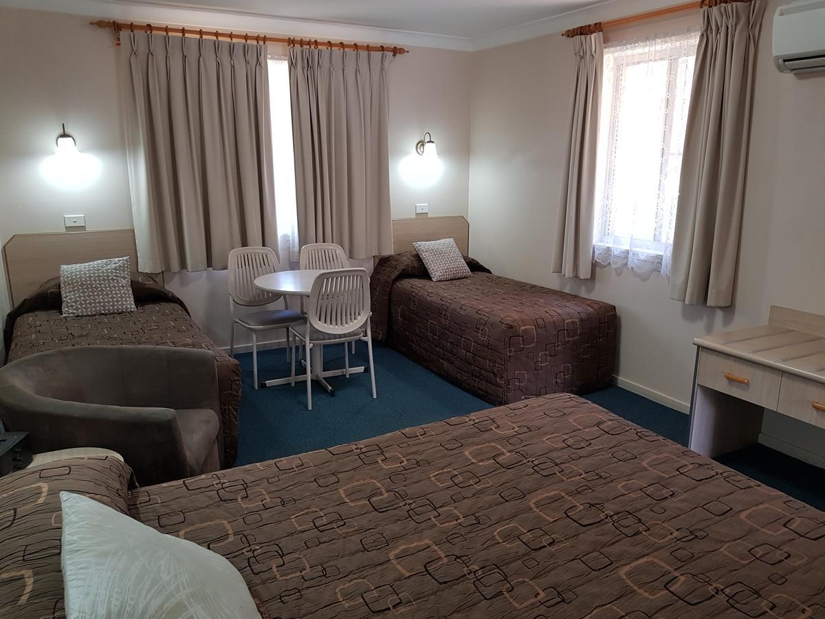 Abraham Lincoln Motel แทมเวิร์ธ ภายนอก รูปภาพ