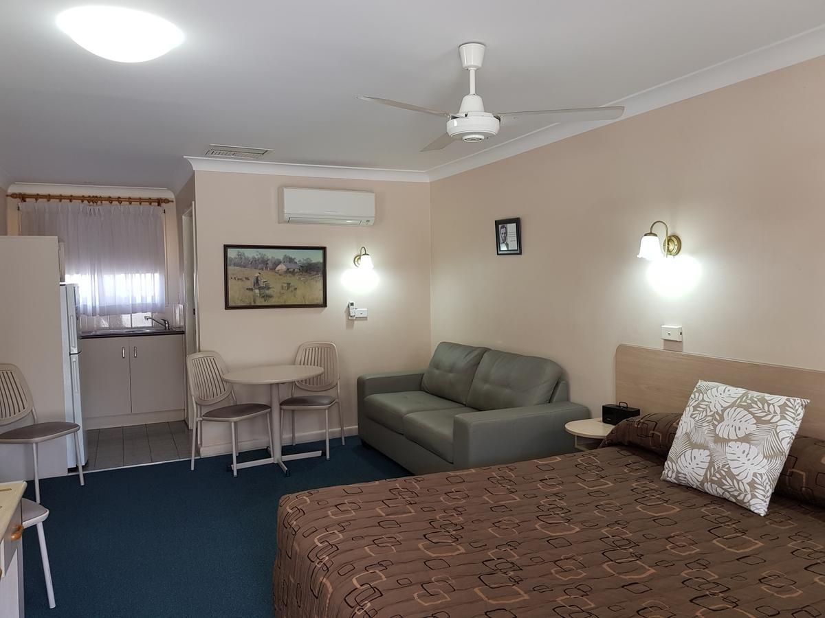 Abraham Lincoln Motel แทมเวิร์ธ ภายนอก รูปภาพ