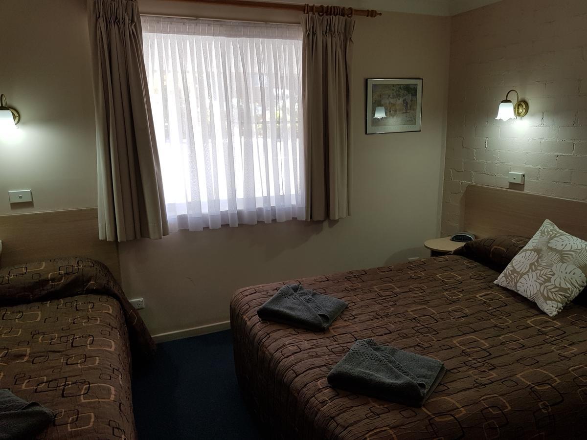 Abraham Lincoln Motel แทมเวิร์ธ ภายนอก รูปภาพ